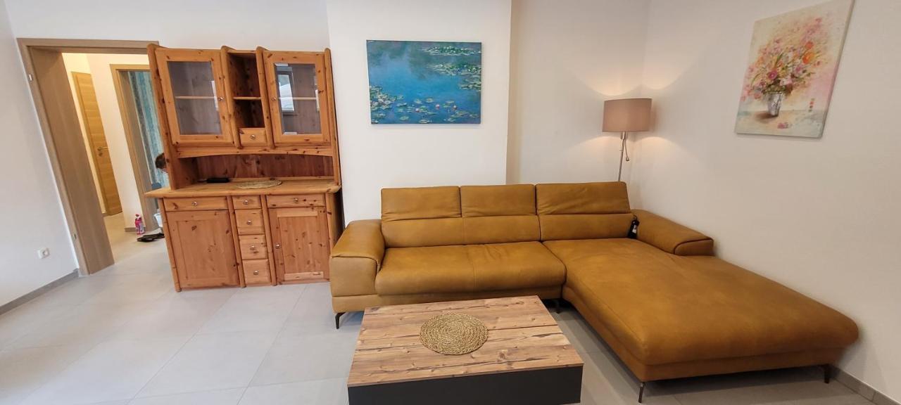 Wohnung In Дателн Екстериор снимка
