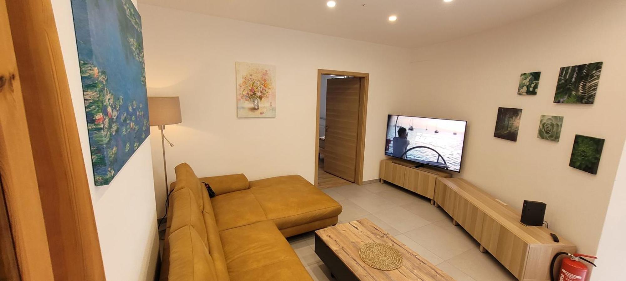 Wohnung In Дателн Стая снимка
